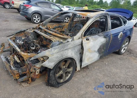 2013 Ford Fusion Se z USA, uszkodzony, nr VIN 3FA6P0HR4DR123725